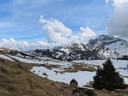 54 Scendiamo al Monte Campo con vista in Arera